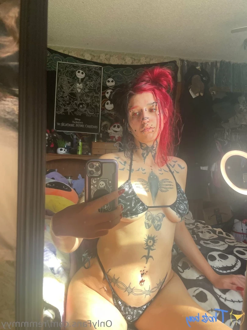 yummyrem Onlyfans leaked photo 18558388 on Hotleaks.tv