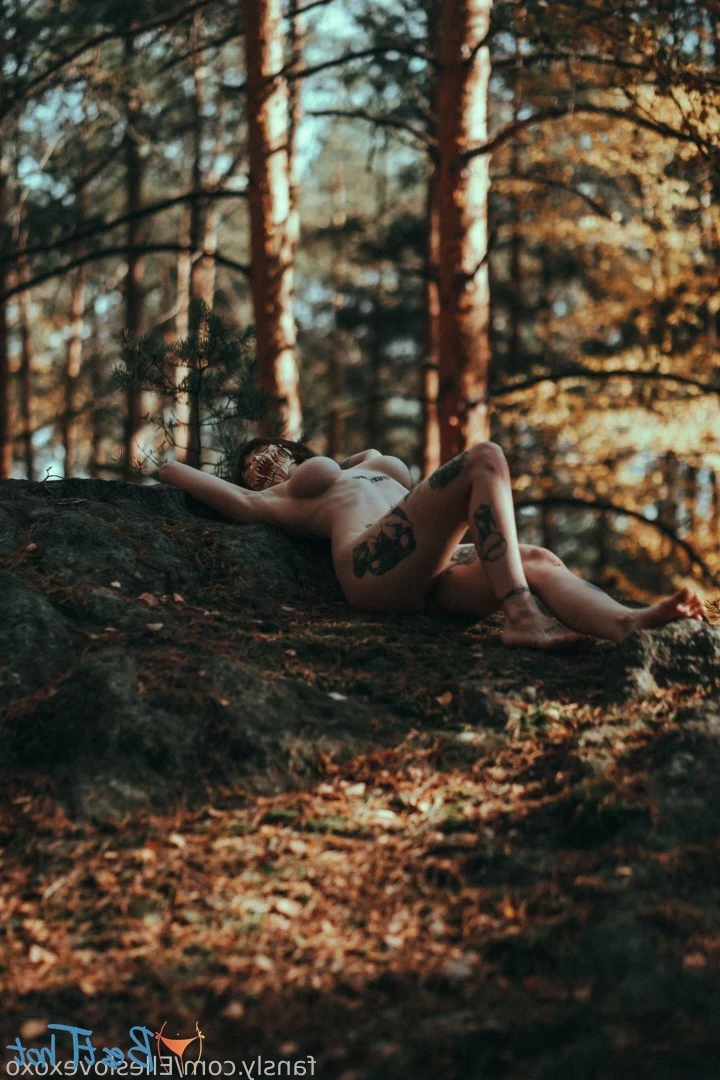 elleslovexoxo Onlyfans leaked photo 18555014 on Hotleaks.tv