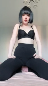 18563326