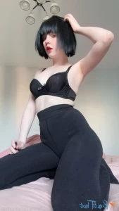 18563329