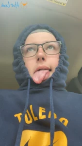 18567611