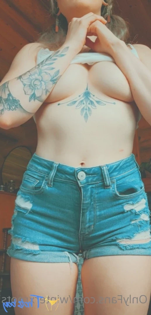 winterxroots Onlyfans leaked photo 18568933 on Hotleaks.tv