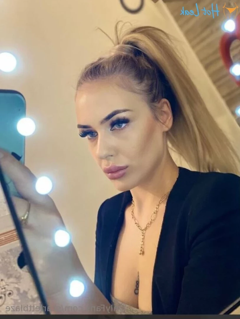 scarlettblaze Onlyfans leaked photo 18594211 on Hotleaks.tv
