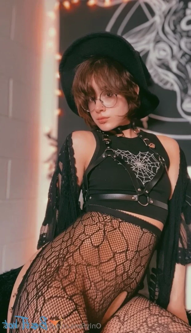 alien.sprinkles [ alien-sprinkles ] Onlyfans leaked photo 18616084 on Hotleaks.tv