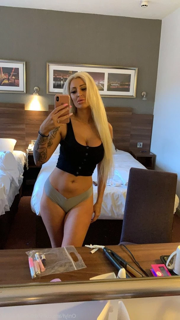 Miss Brooklyn Blue [ xbrooklynbluex ] Onlyfans leaked photo 1248728 on Hotleaks.tv