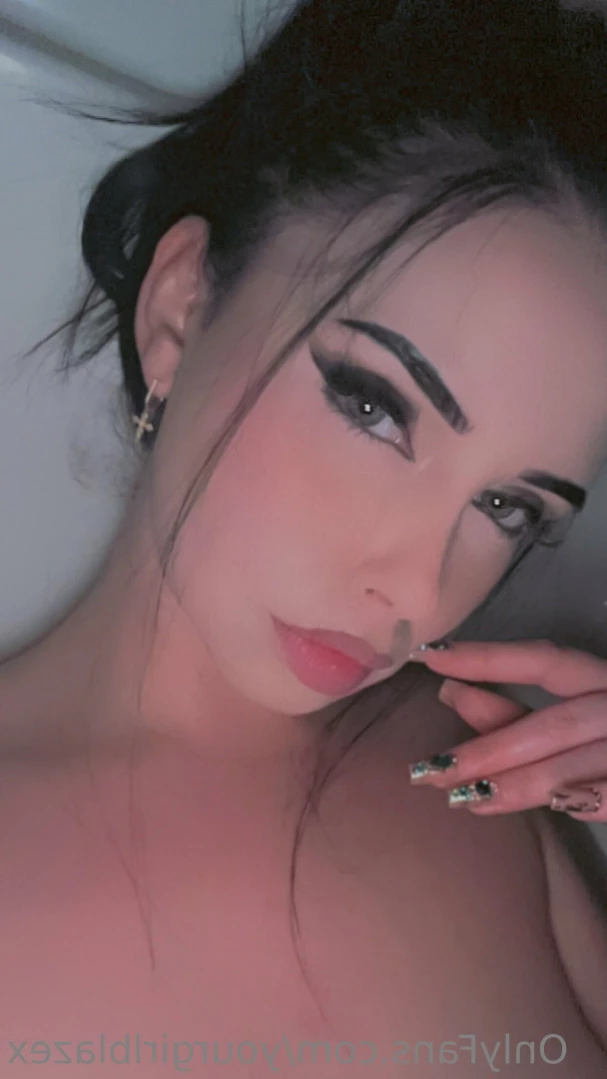 yourgirlblaze [ yourgirlblazex ] Onlyfans leaked photo 13525312 on Hotleaks.tv