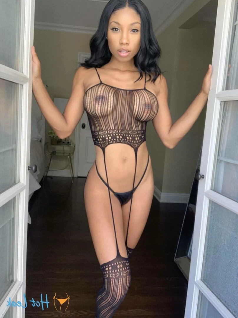 Yvonne Bar - let’s sexxt 😈 [ yvonne_bar ] Onlyfans leaked photo 13789368 on Hotleaks.tv