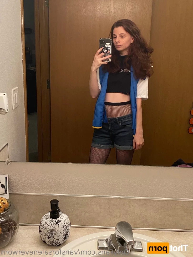 vansforsaleneverworn Onlyfans leaked photo 18662712 on Hotleaks.tv