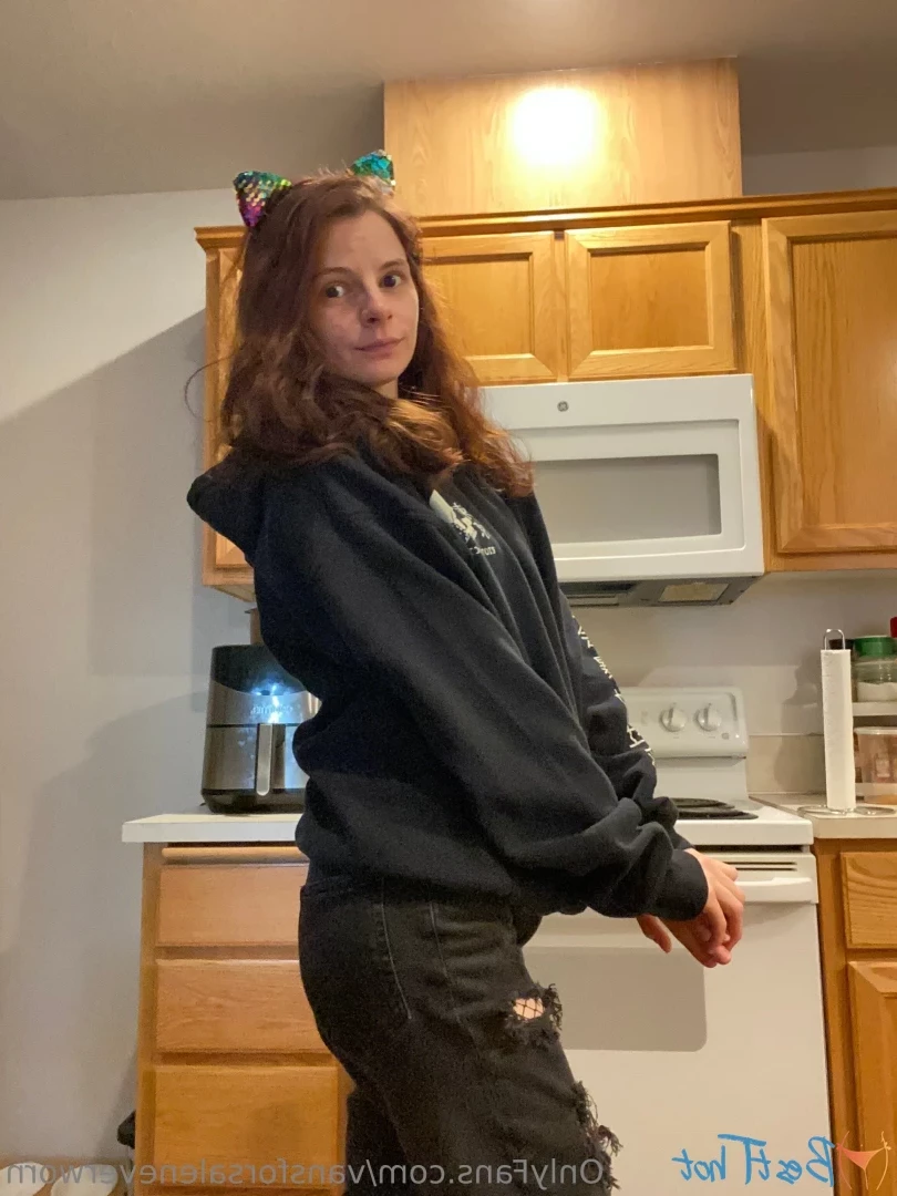 vansforsaleneverworn Onlyfans leaked photo 18662969 on Hotleaks.tv