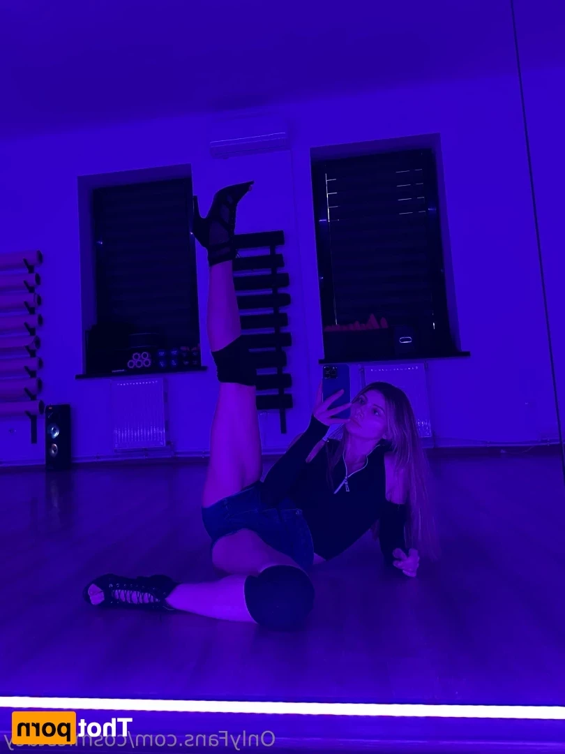 cosmicstacy Onlyfans leaked photo 18667137 on Hotleaks.tv