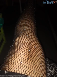 18674754