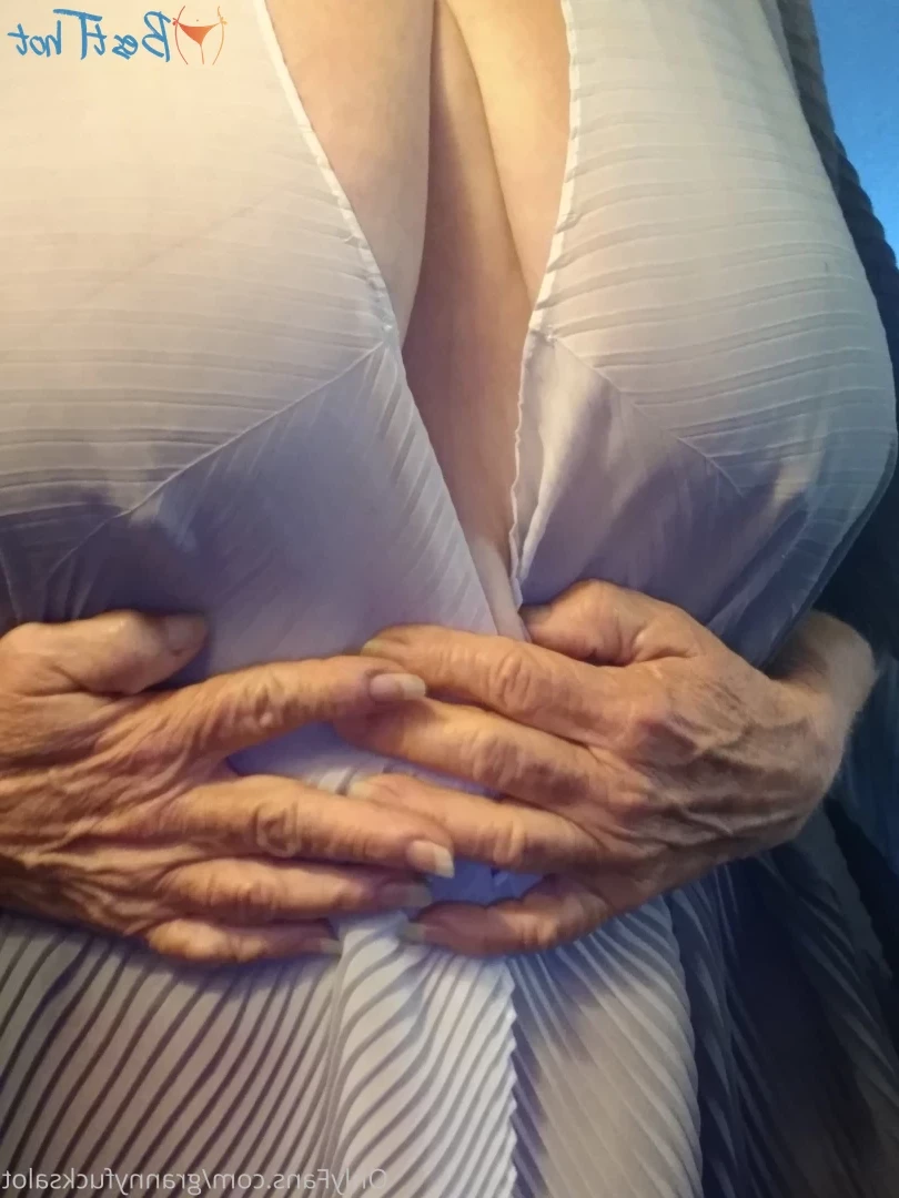 grannyfuxalot Onlyfans leaked photo 18674819 on Hotleaks.tv