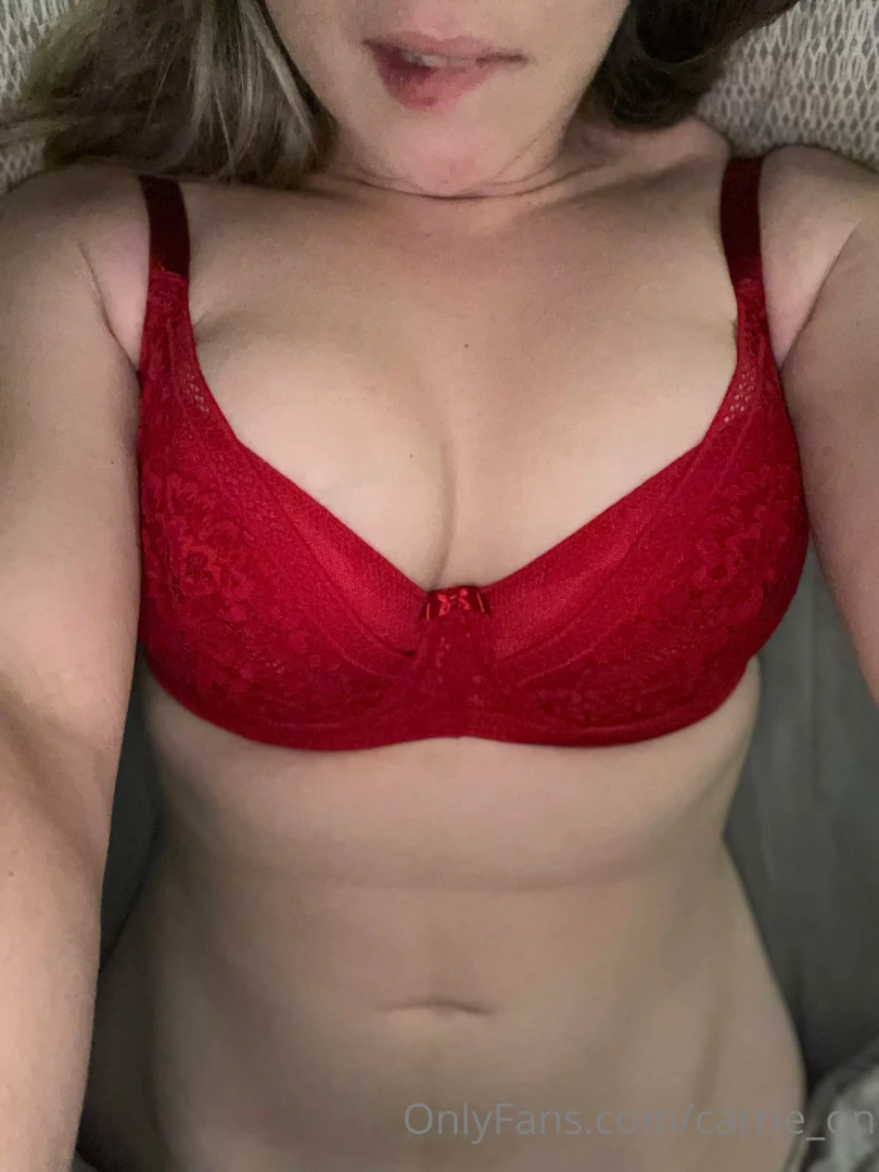 carrie_on [ carrie-on ] Onlyfans leaked photo 18686421 on Hotleaks.tv