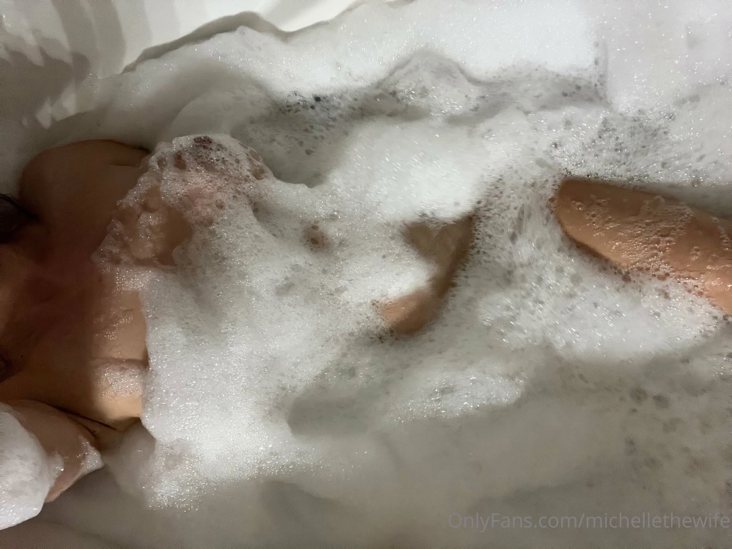 mrs.daisycharleston [ mrs-daisycharleston ] Onlyfans leaked photo 18687303 on Hotleaks.tv