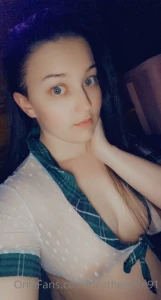 18687044