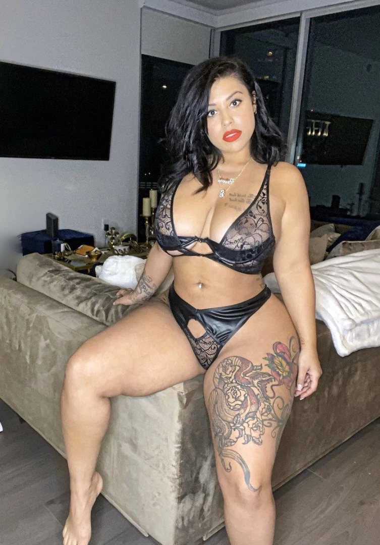  [ brilliantly_divine555 ] Onlyfans leaked photo 4615775 on Hotleaks.tv