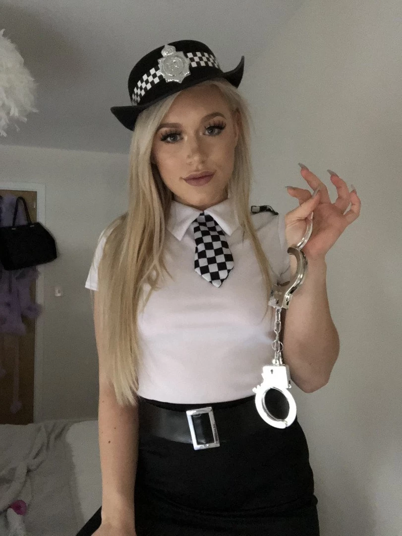 Elle Brooke [ ellebrookeuk ] Onlyfans leaked photo 1568498 on Hotleaks.tv
