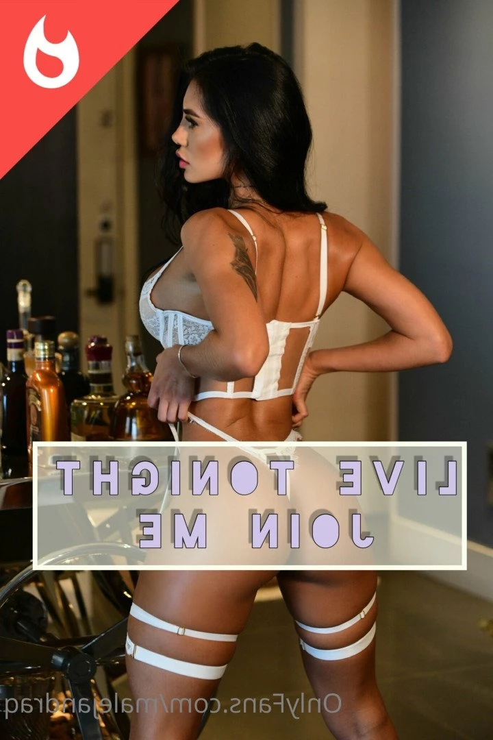 𝑴𝒂𝒓í𝒂 𝑨𝒍𝒆𝒋𝒂𝒏𝒅𝒓𝒂 𝑸 🌹 [ malejandraq ] Onlyfans leaked photo 4307126 on Hotleaks.tv