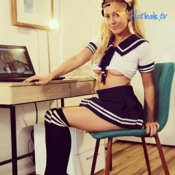 Brooke Marks
