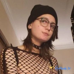 enbyboiwife