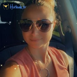 Secret Pineapple Babe