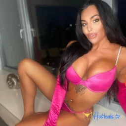 christinamay_uk
