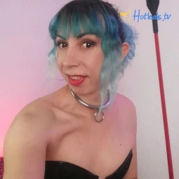 nia_fox