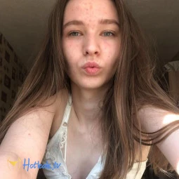 emmi-hill